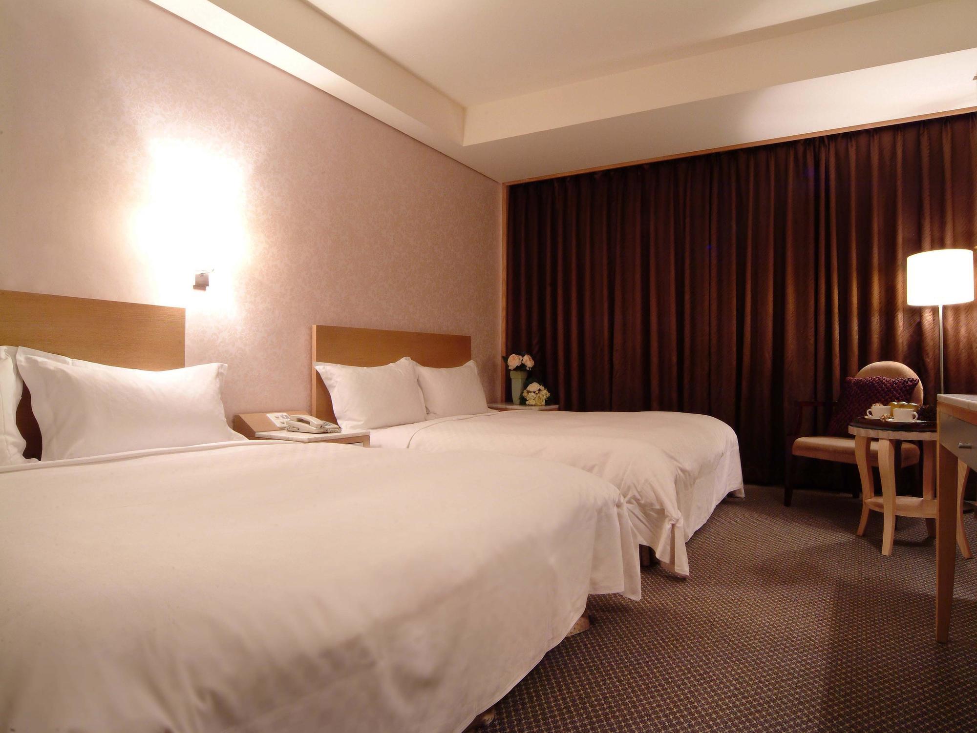 Keebe Hotel Keelung Exterior photo